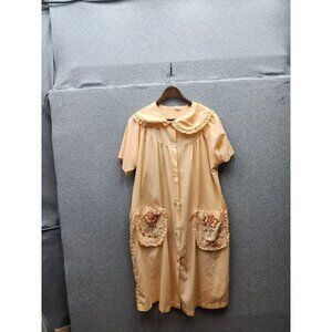Vintage Peach Button-Down Housecoat With Embroidered Floral Pockets & Peter Pan